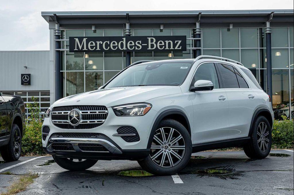new 2026 Mercedes-Benz GLE 450e car, priced at $78,280
