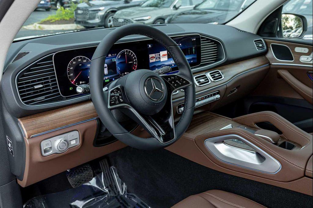 new 2026 Mercedes-Benz GLE 450e car, priced at $78,280