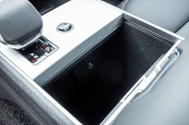 new 2025 Land Rover Range Rover car, priced at $140,745