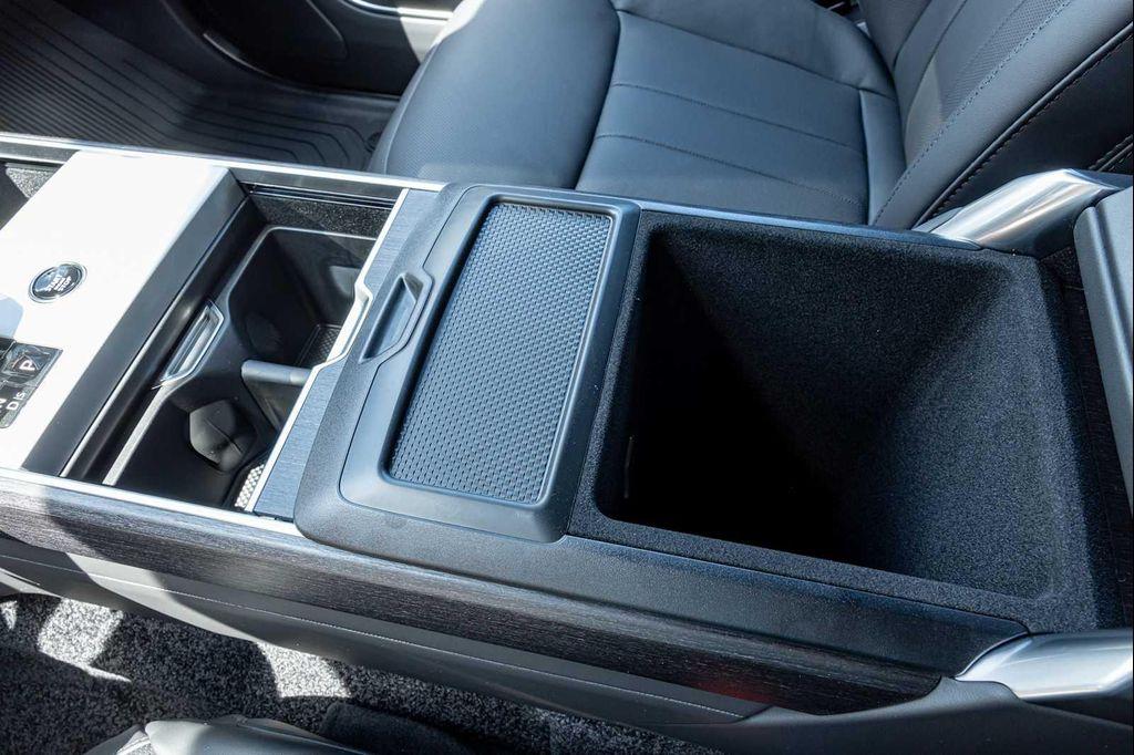 new 2025 Land Rover Range Rover car, priced at $143,970