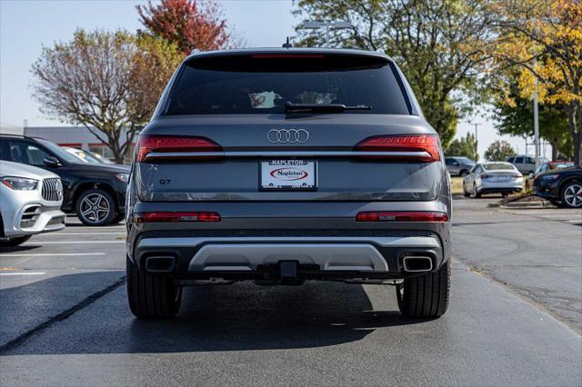 new 2025 Audi Q7 car, priced at $75,925