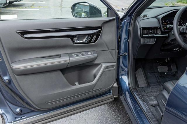 new 2026 Honda CR-V Hybrid car, priced at $43,645