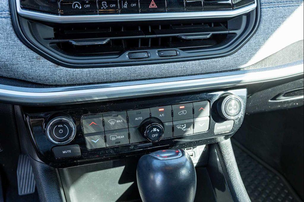 used 2022 Jeep Compass car, priced at $22,900