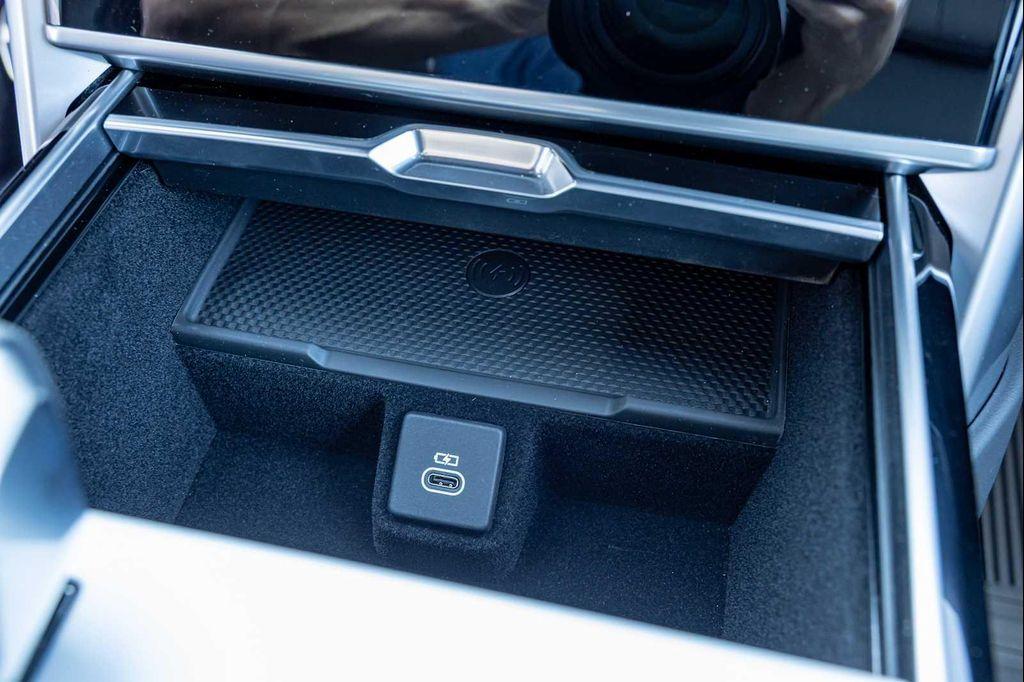 new 2025 Land Rover Range Rover car, priced at $150,005