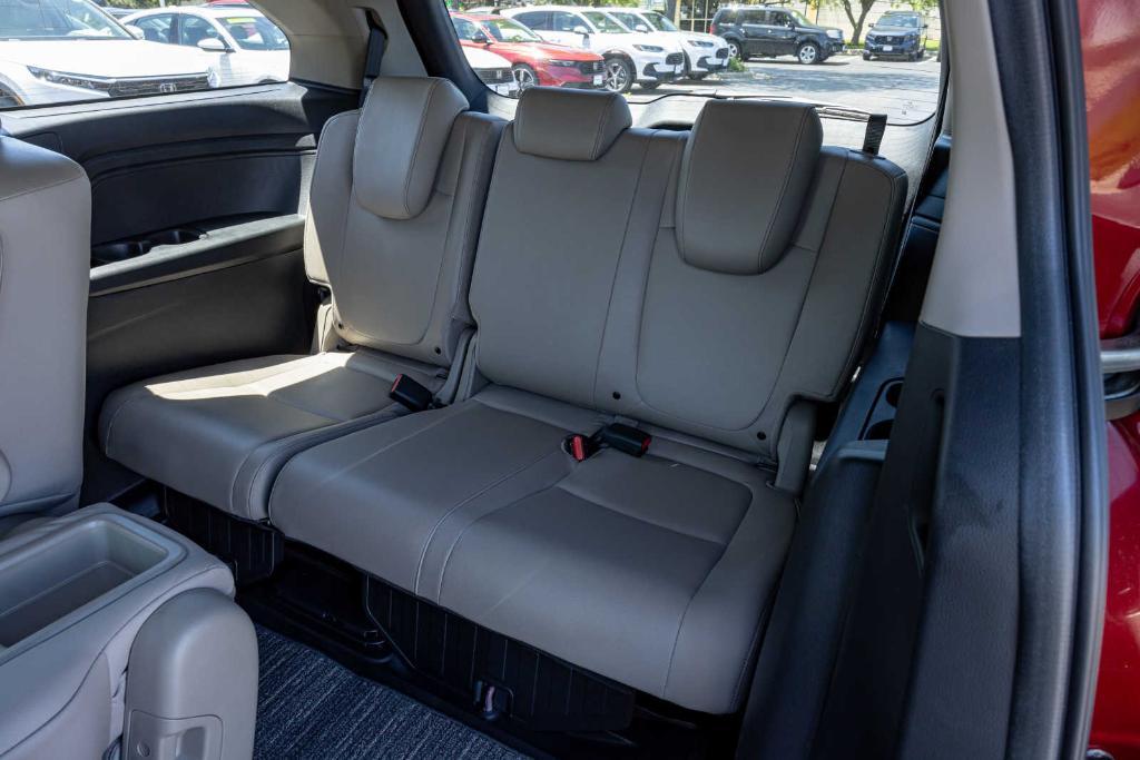 new 2024 Honda Odyssey car, priced at $41,960