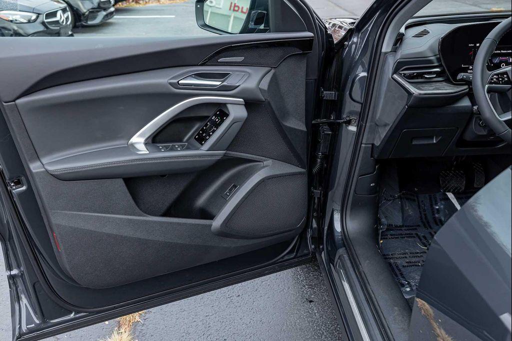 new 2025 Audi Q5 car, priced at $56,762