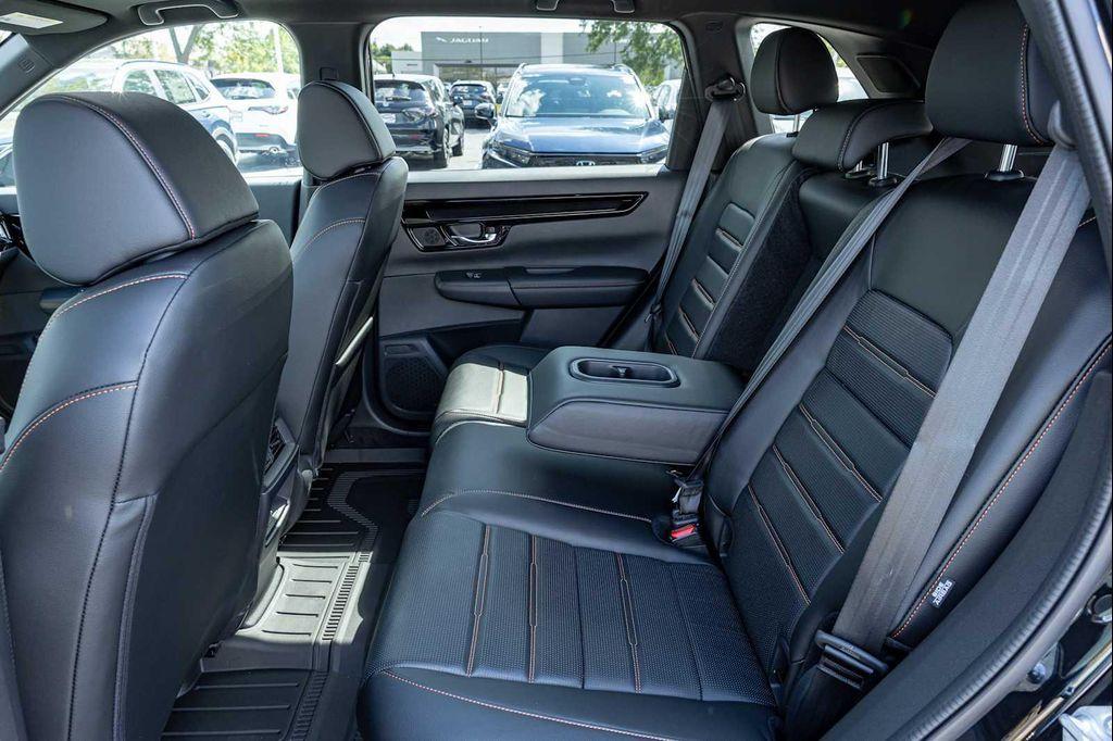 new 2026 Honda CR-V Hybrid car, priced at $43,700