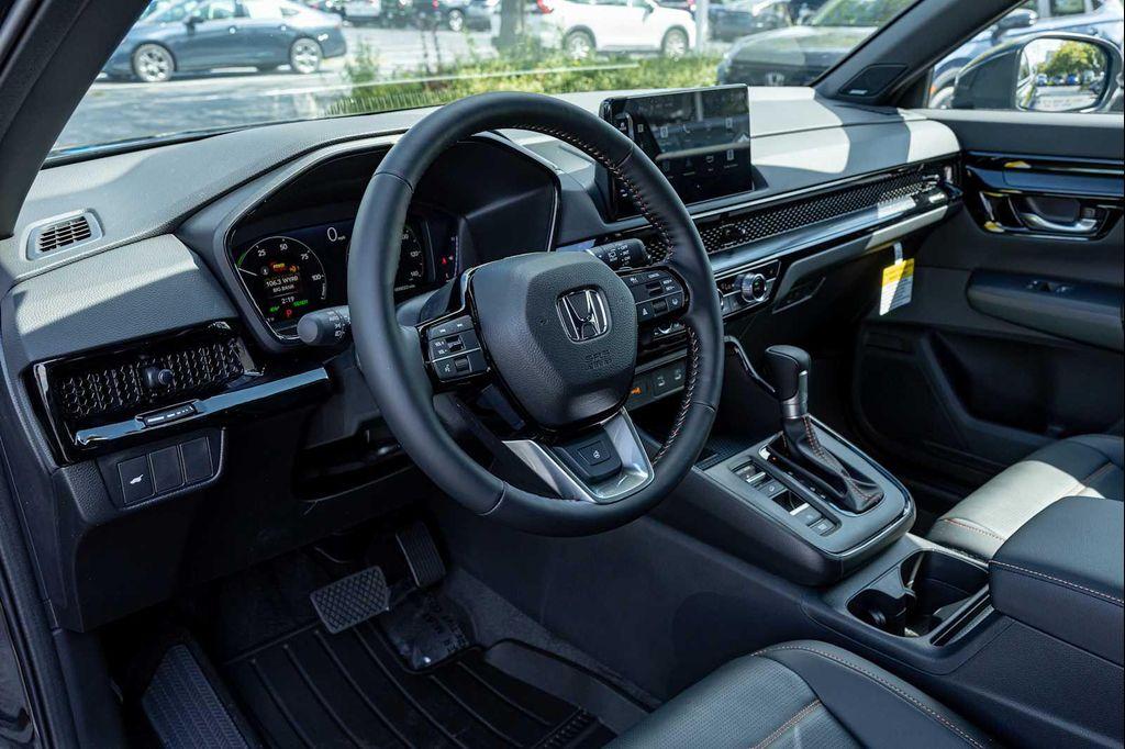 new 2026 Honda CR-V Hybrid car, priced at $43,700