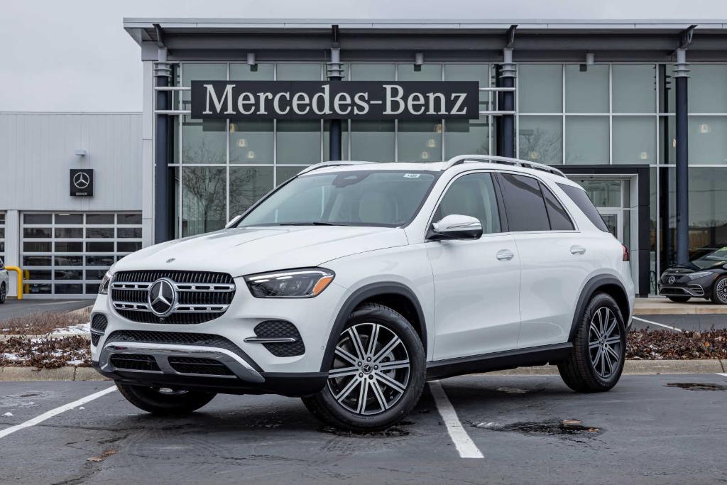 new 2024 Mercedes-Benz GLE 450 car, priced at $70,214