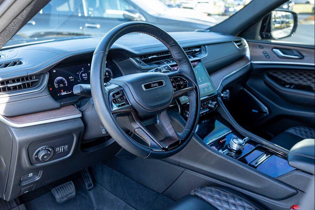 used 2022 Jeep Grand Cherokee car, priced at $42,593