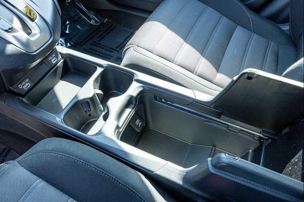 used 2022 Honda CR-V car, priced at $28,800