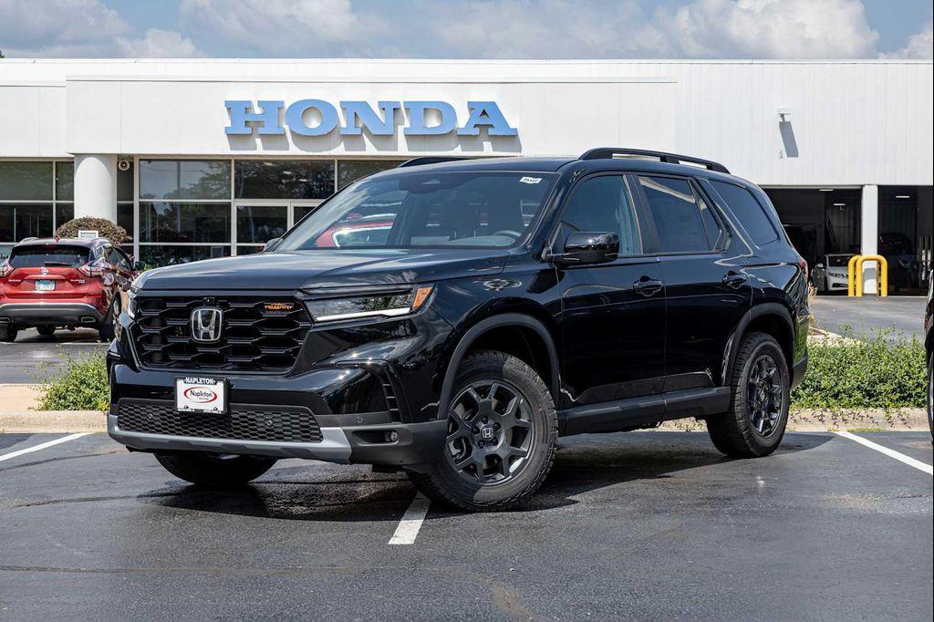 new 2025 Honda Pilot car, priced at $48,850