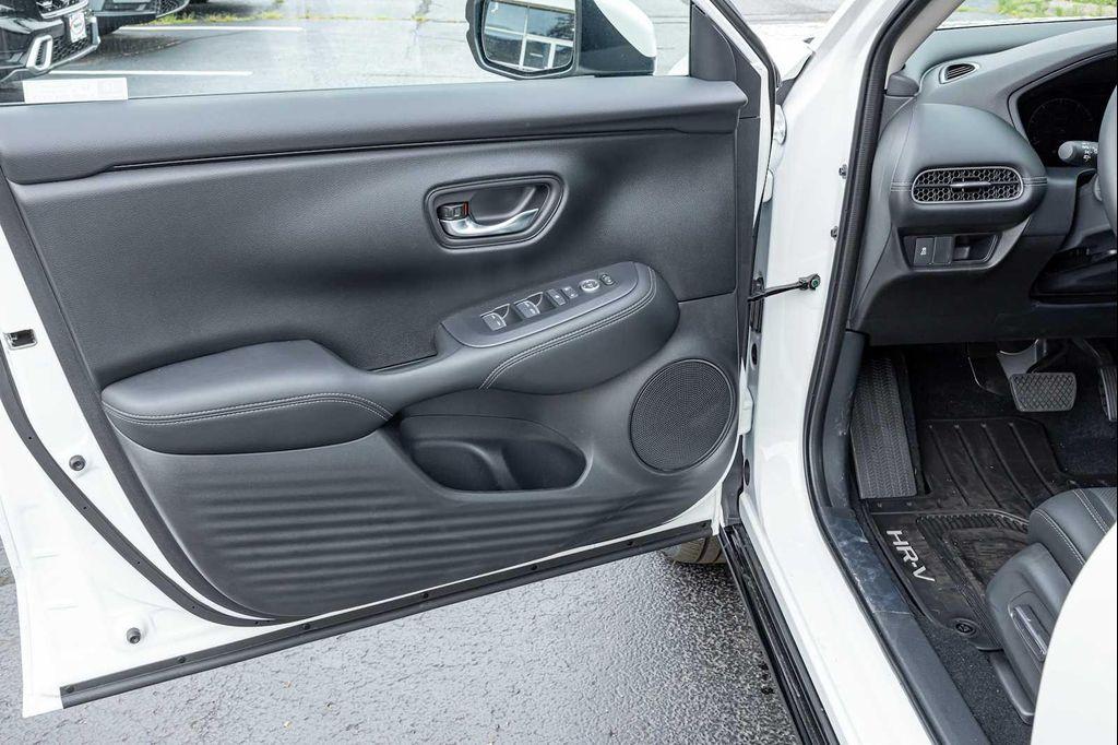 new 2026 Honda HR-V car, priced at $32,455