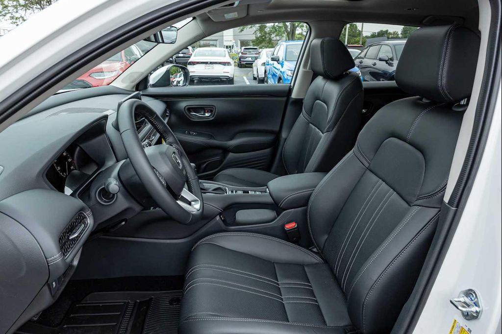 new 2026 Honda HR-V car, priced at $32,455