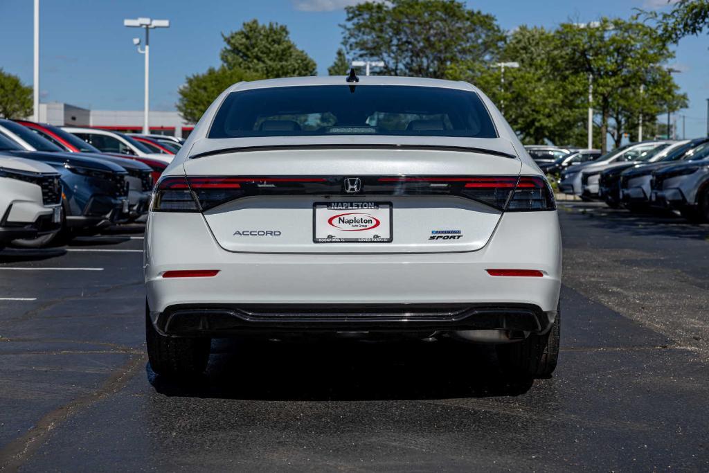 new 2024 Honda Accord Hybrid car, priced at $35,425