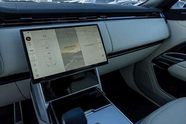 new 2025 Land Rover Range Rover car, priced at $129,295