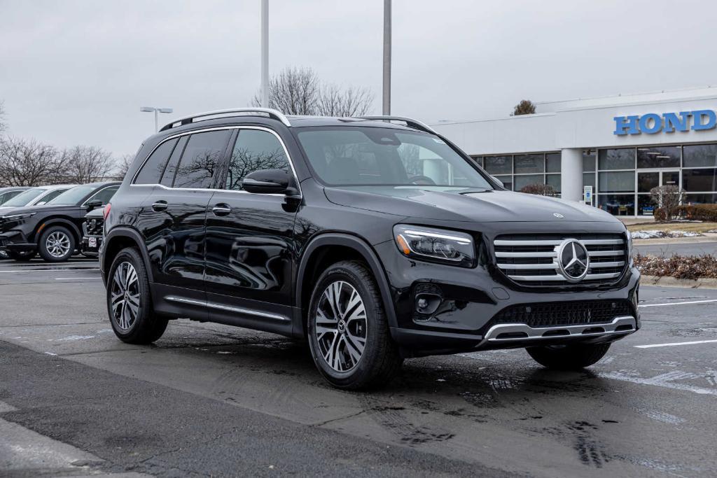 new 2024 Mercedes-Benz GLB 250 car, priced at $48,759