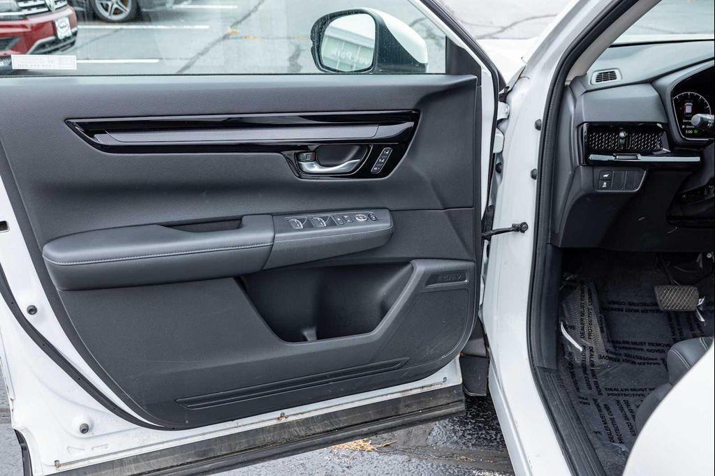 used 2023 Honda CR-V car, priced at $31,750