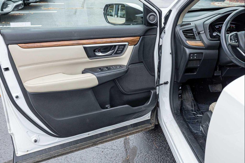 used 2021 Honda CR-V car, priced at $19,999