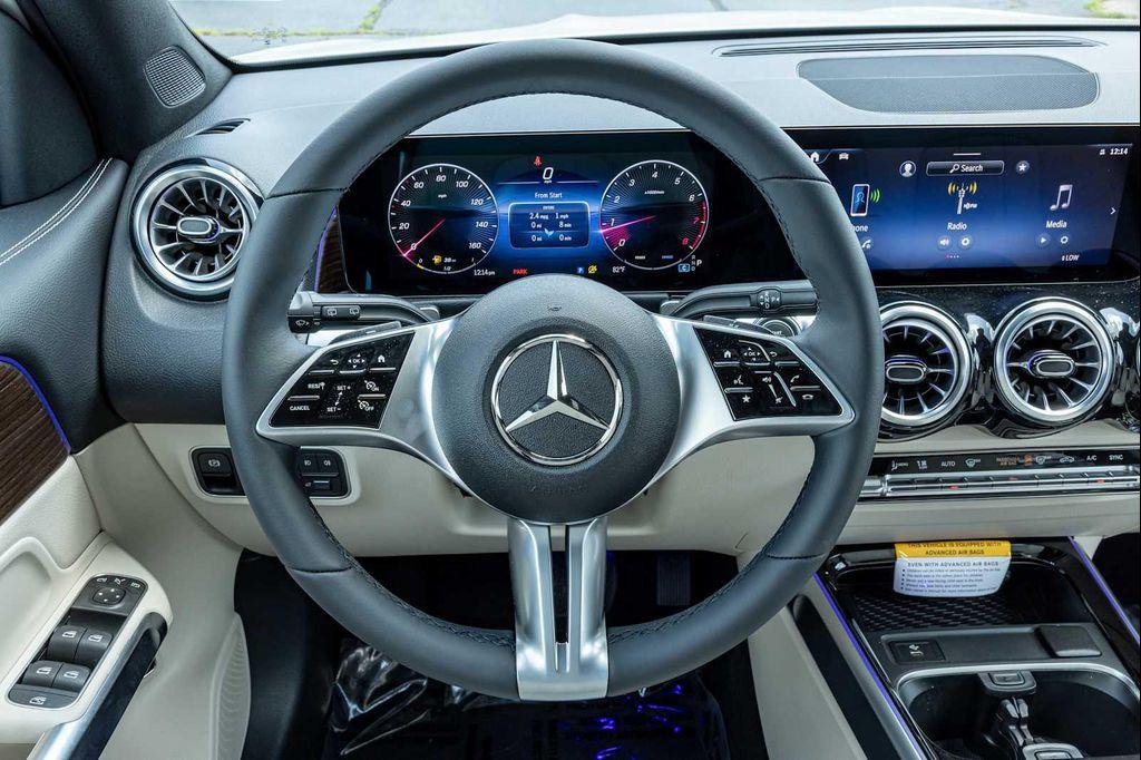 new 2025 Mercedes-Benz GLB 250 car, priced at $48,495