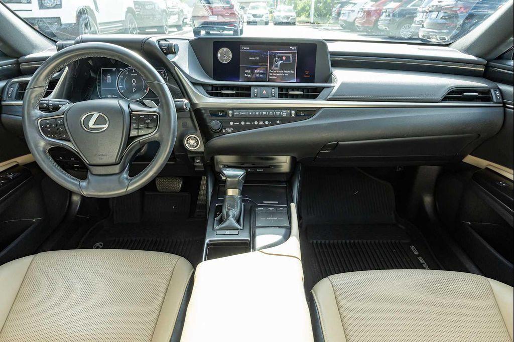 used 2019 Lexus ES 350 car, priced at $27,500
