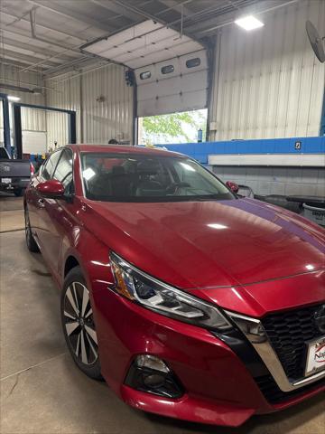 used 2022 Nissan Altima car, priced at $22,999