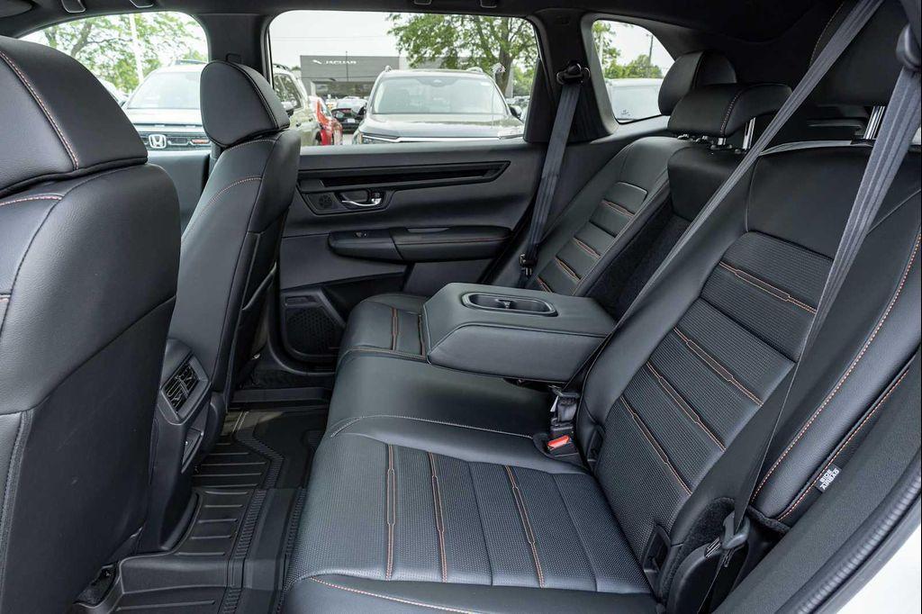 new 2026 Honda CR-V Hybrid car, priced at $41,075