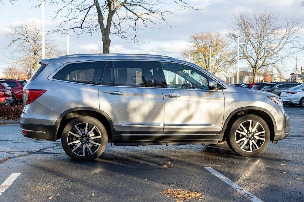used 2019 Honda Pilot car, priced at $25,000