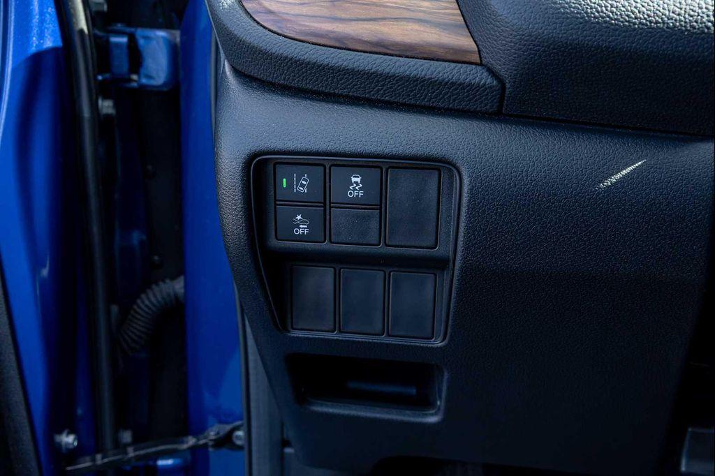 used 2020 Honda CR-V car, priced at $26,999