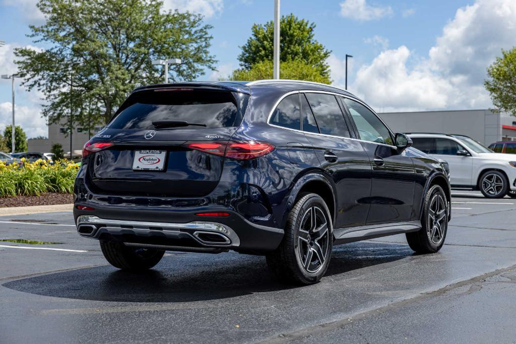 new 2024 Mercedes-Benz GLC 300 car, priced at $57,090