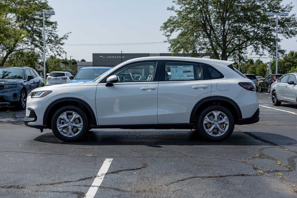 new 2025 Honda HR-V car, priced at $27,555