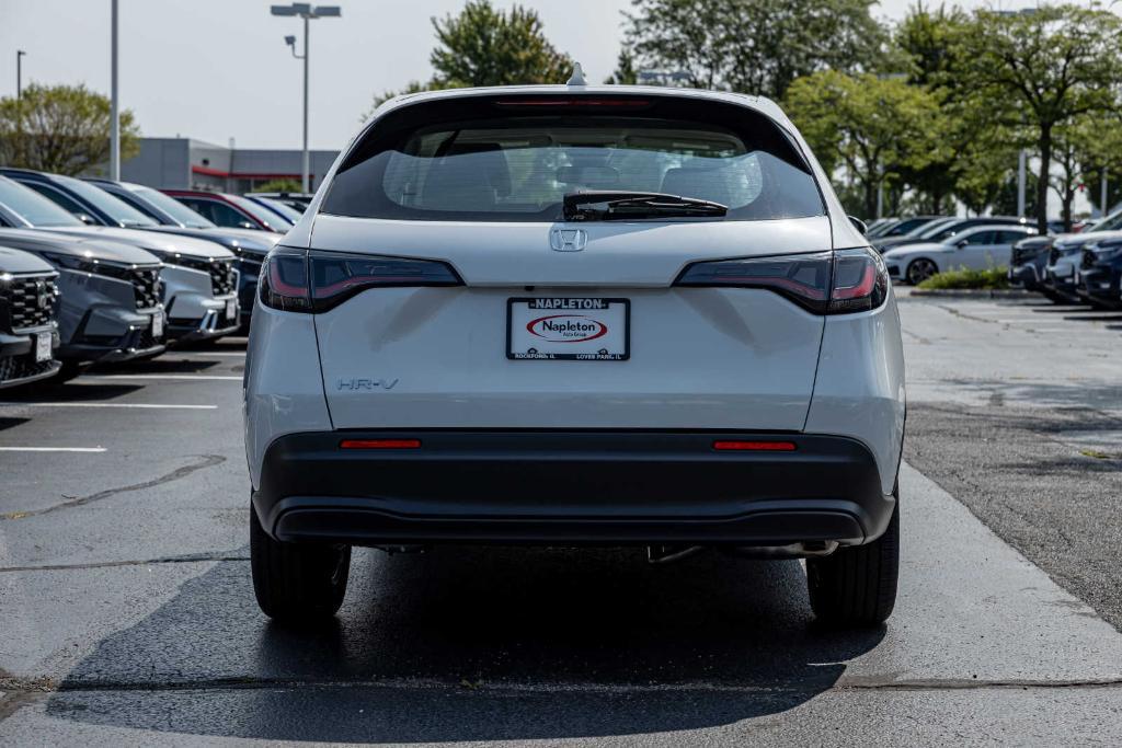 new 2025 Honda HR-V car, priced at $27,555