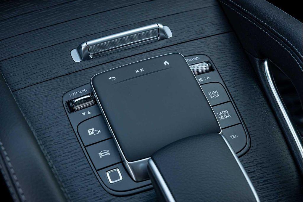 new 2026 Mercedes-Benz GLE 450 car, priced at $92,180