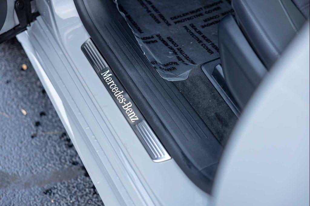 new 2026 Mercedes-Benz GLE 450 car, priced at $92,180