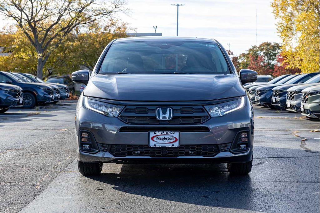 new 2026 Honda Odyssey car, priced at $42,290