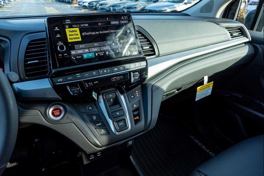 new 2026 Honda Odyssey car, priced at $42,290