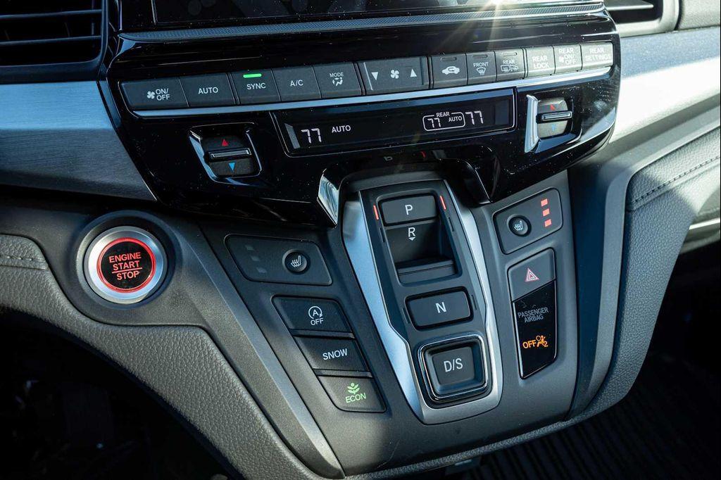 new 2026 Honda Odyssey car, priced at $42,290