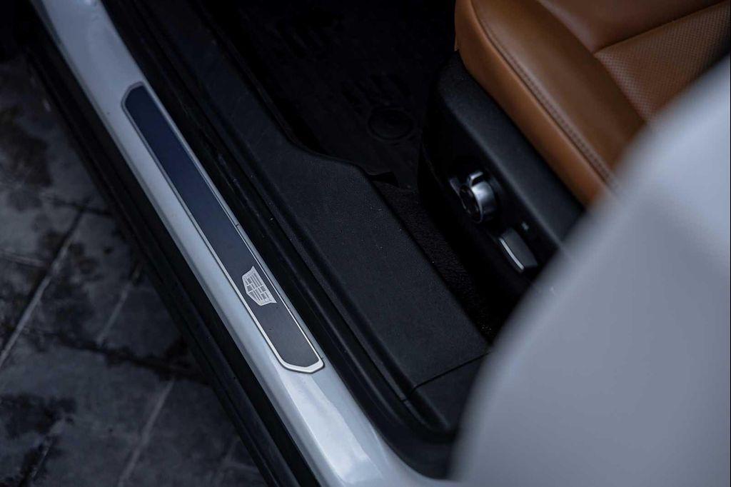 used 2019 Cadillac XT4 car, priced at $24,979