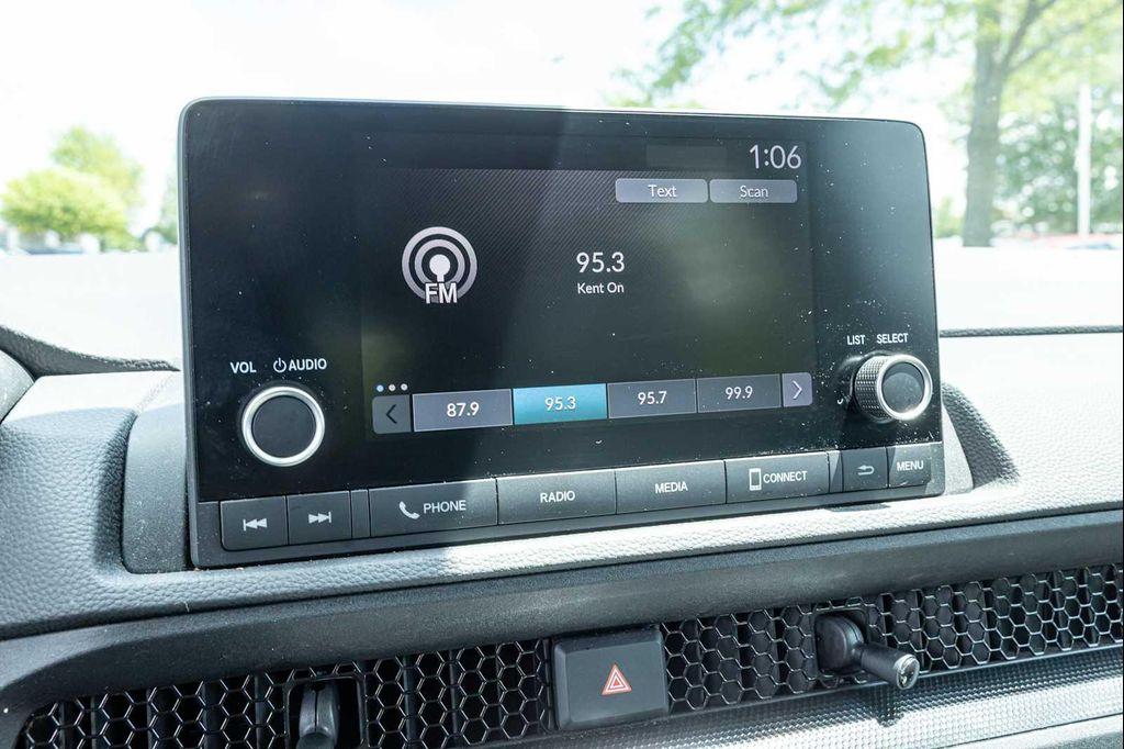 used 2023 Honda CR-V car, priced at $28,700