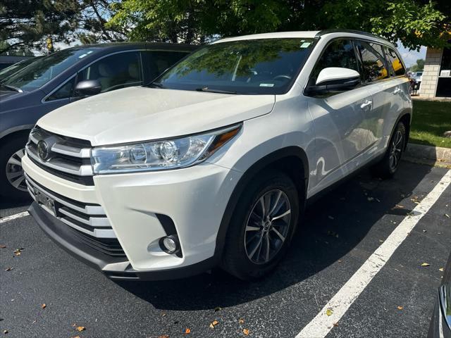 used 2019 Toyota Highlander car, priced at $26,992