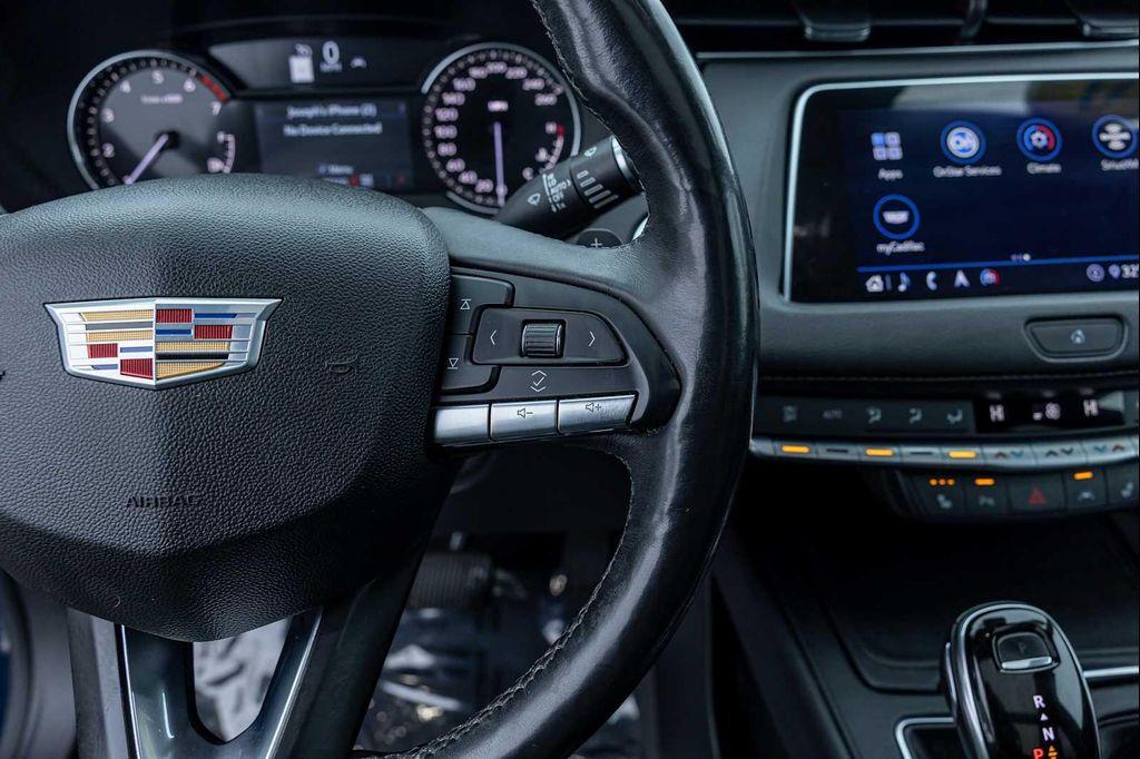 used 2020 Cadillac XT4 car, priced at $19,500