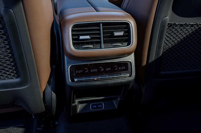 new 2025 Mercedes-Benz GLS 450 car, priced at $91,162