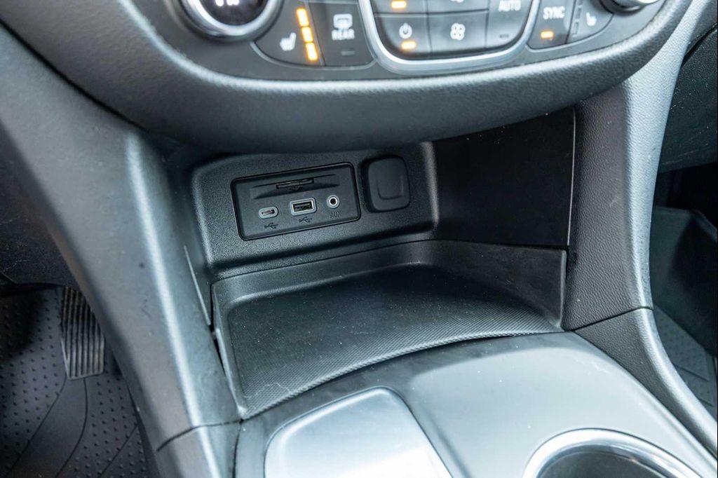 used 2019 Chevrolet Equinox car, priced at $19,895