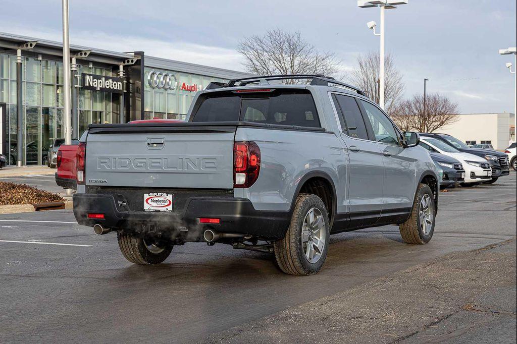 new 2025 Honda Ridgeline car, priced at $44,385