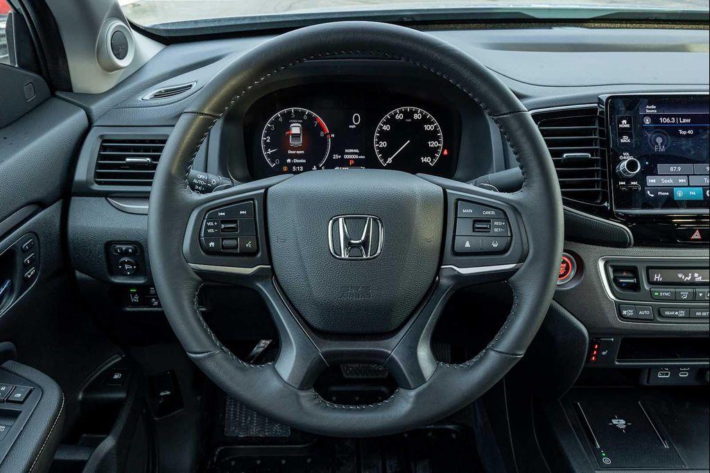 new 2025 Honda Ridgeline car, priced at $44,385