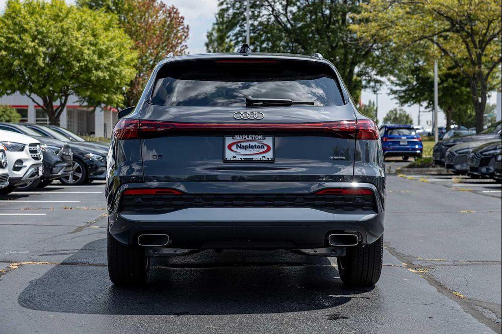 new 2025 Audi Q5 car, priced at $55,280