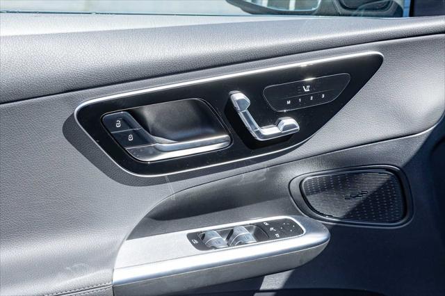 new 2025 Mercedes-Benz GLC 350e car, priced at $61,104