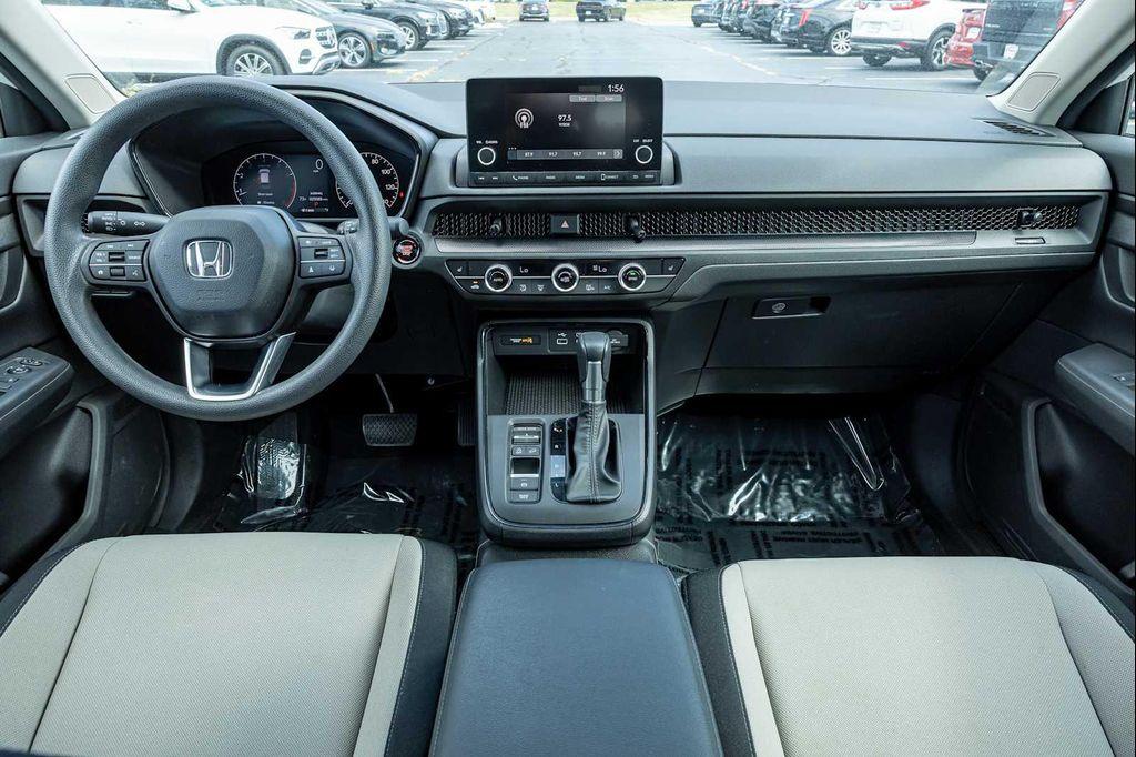 used 2023 Honda CR-V car, priced at $30,999