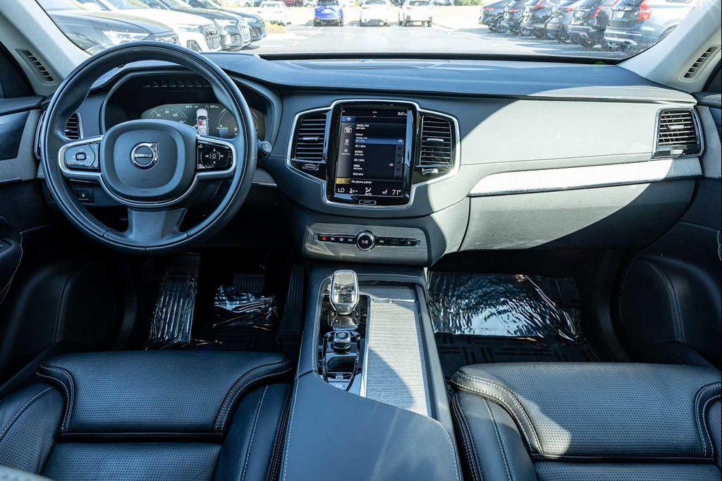 used 2022 Volvo XC90 Recharge Plug-In Hybrid car, priced at $42,900