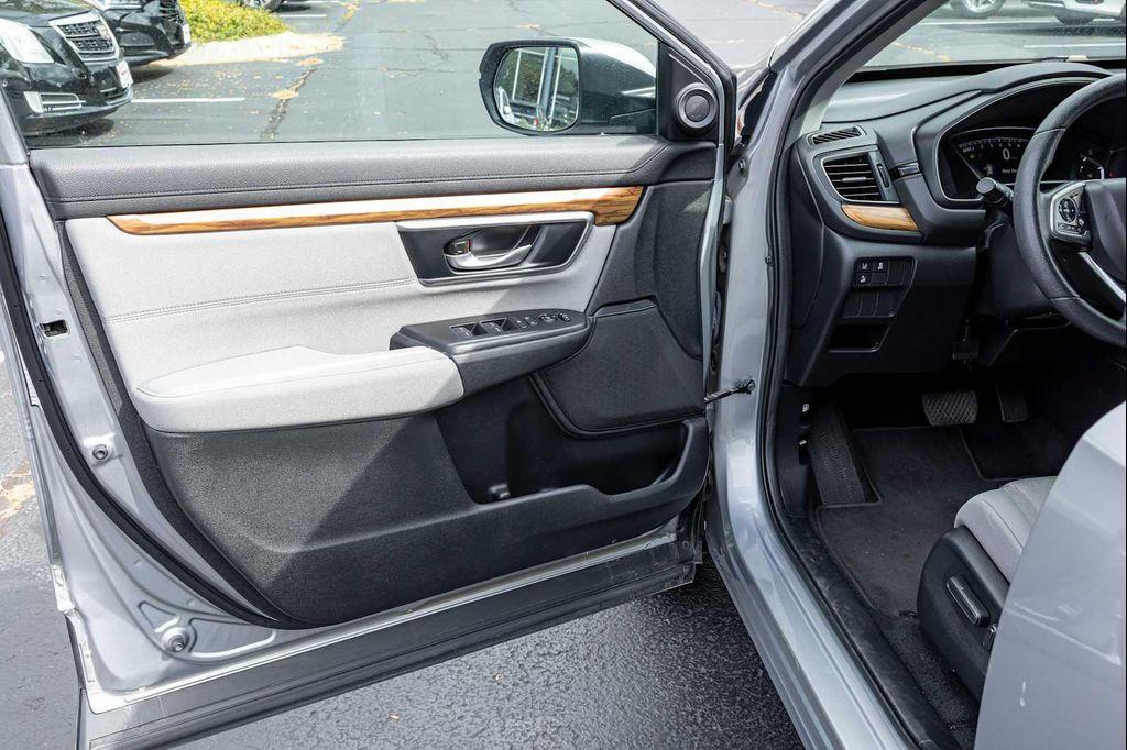 used 2021 Honda CR-V car, priced at $26,250